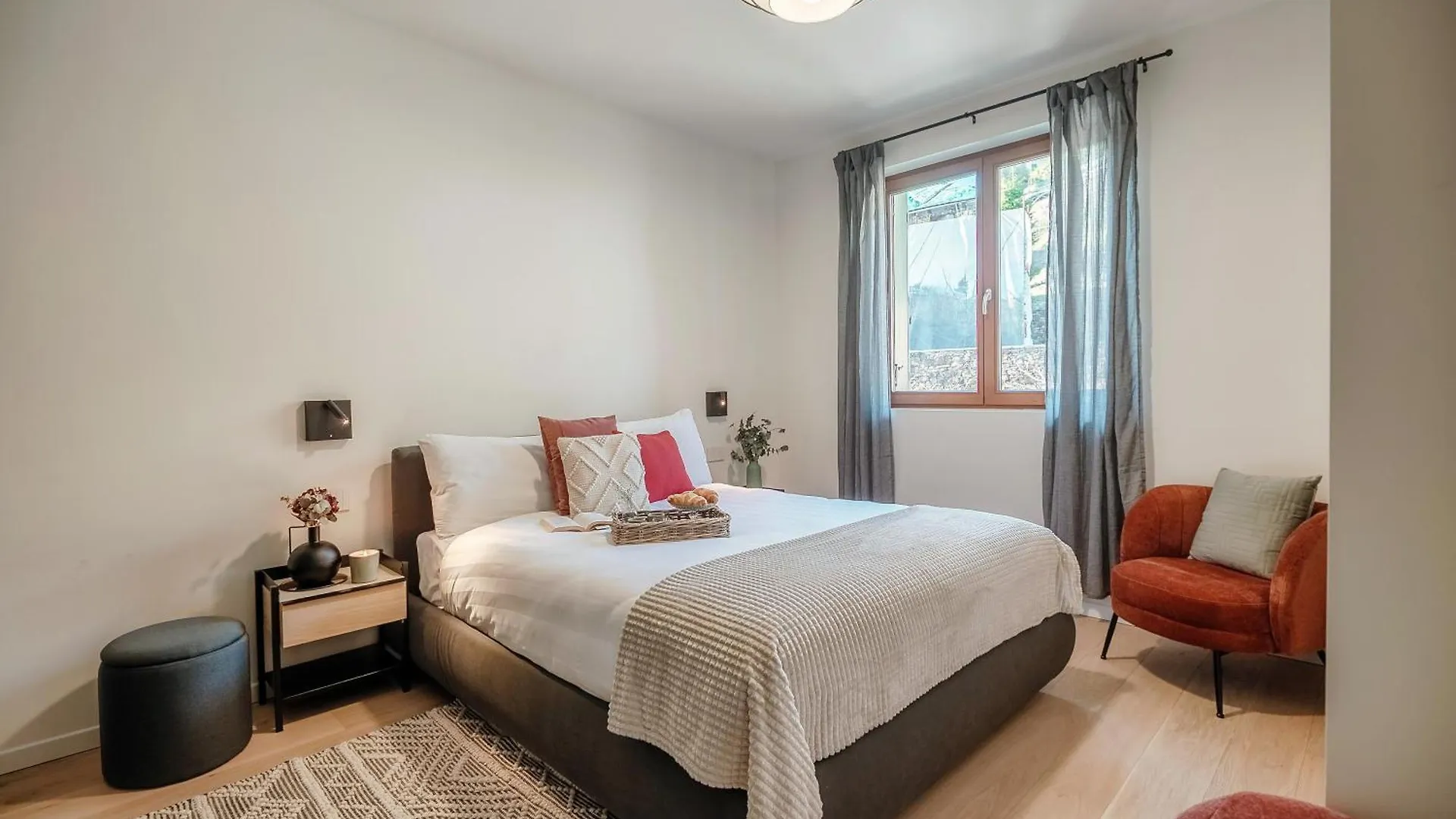 Bella Vita - By Myhomeincomo Menaggio Apartment
