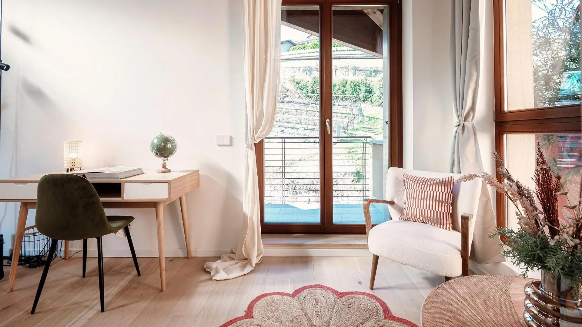 Apartment Bella Vita - By Myhomeincomo Menaggio