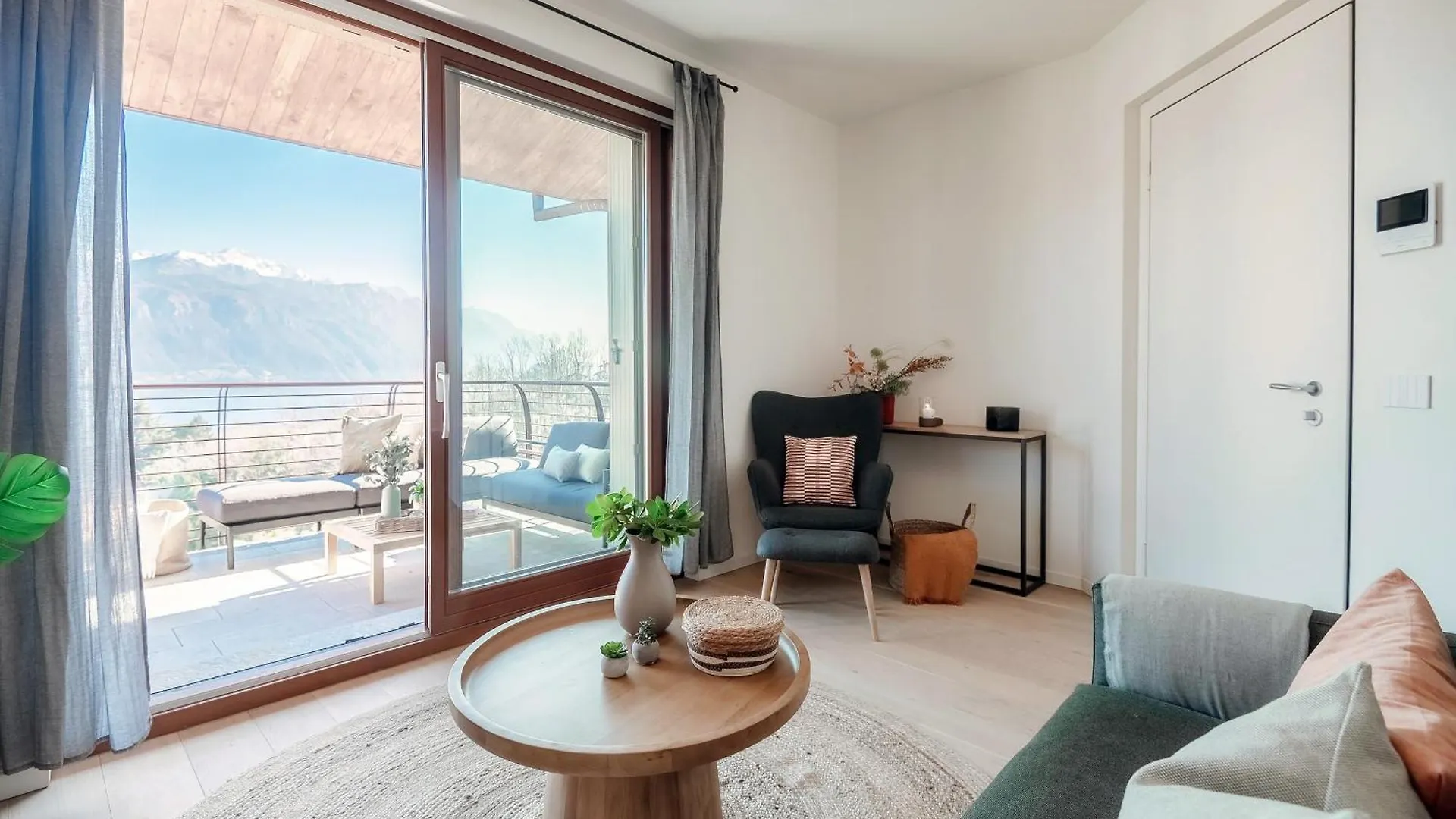 Bella Vita - By Myhomeincomo Menaggio Apartment
