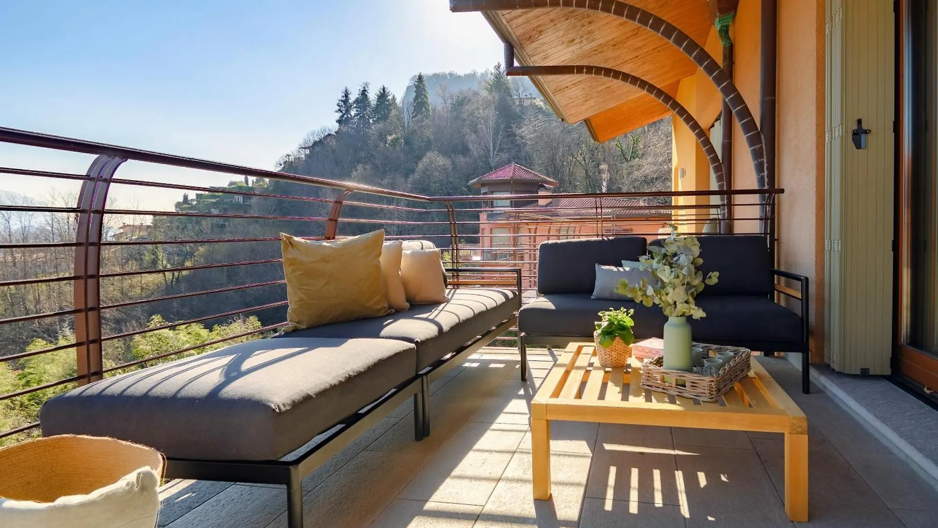 Bella Vita - By Myhomeincomo Menaggio Apartment