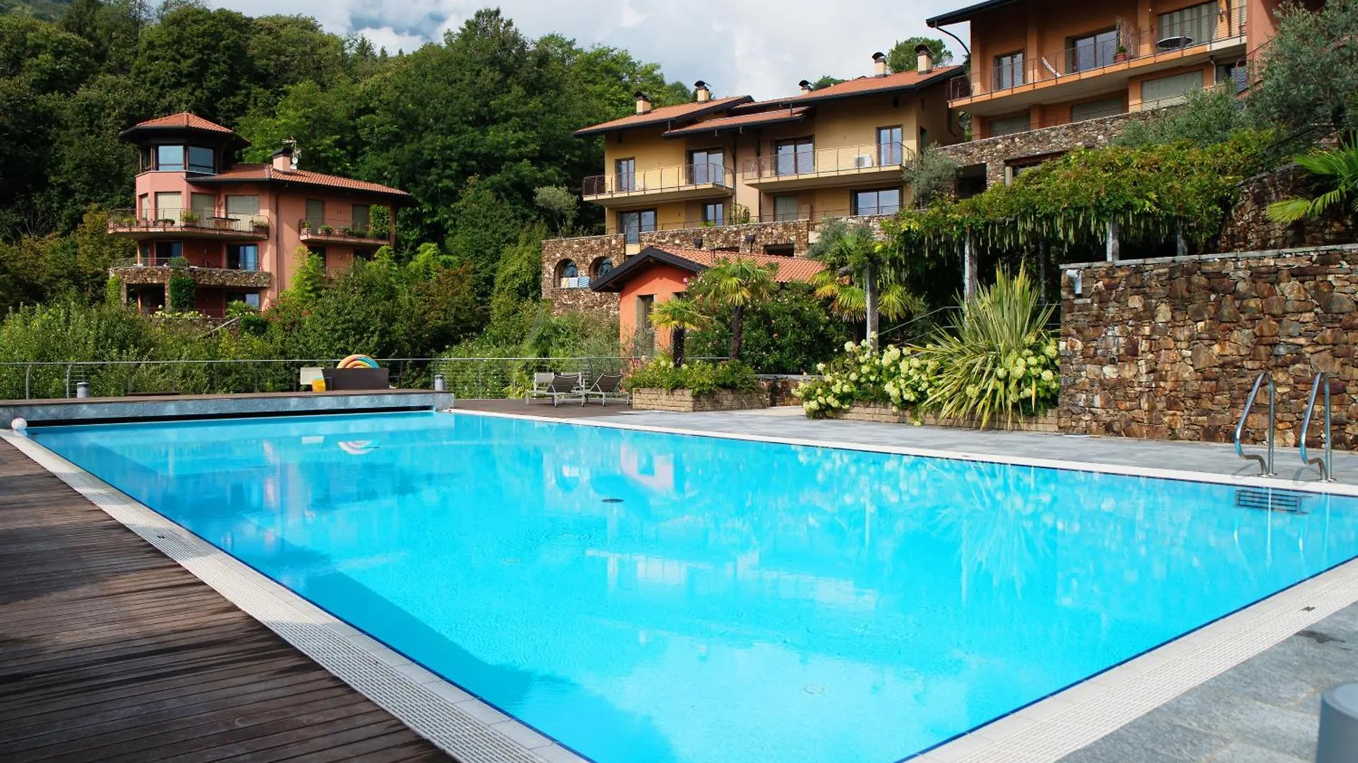 Bella Vita - By Myhomeincomo Menaggio Apartment